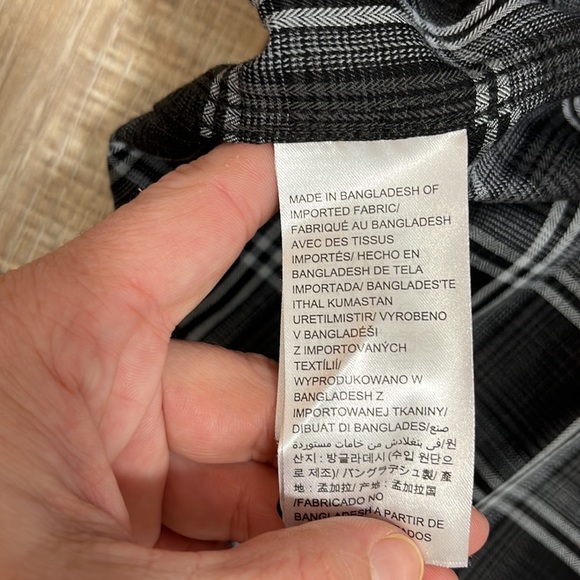 Mens Calvin Klein Black and White Plaid Long Sleeve Button Down Shirt SZ M - Picture 5 of 11